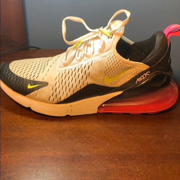 Airmax 270 white/black pink - Picture 4 of 8